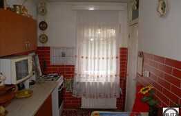 Vanzare 3 camere, decomandat, 65 mp, etaj intermediar, zona Jupiter