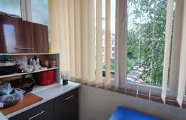 Apartament 4 camere, cu loc de parcare, zona Noua