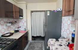 Apartament 4 camere, cu loc de parcare, zona Noua