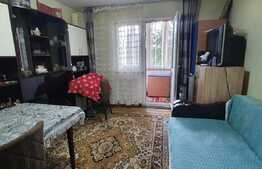 Apartament 4 camere, cu loc de parcare, zona Noua