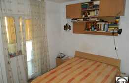 Vanzare 4 camere, 78 mp utili, zona Dambovitei, cu garaj, parcare si 2 boxe