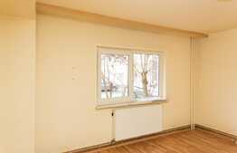 Apartament 4 camere, decomandat, 91 mp, zona strazii Bucuresti