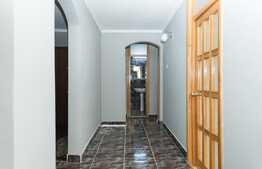 Apartament 4 camere, decomandat, 91 mp, zona strazii Bucuresti