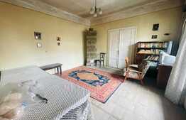 Apartament de 76 mp în imobil tip casă, Gruia