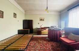 Apartament de 76 mp în imobil tip casă, Gruia