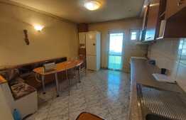 Apartament 4 camere, decomandat, 77 mp, zona strazii Bucuresti, preluare de chiriasi!