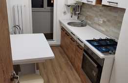 Apartament de 2 camere, decomandat, zona Astra