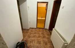 Apartament de 2 camere, 70 mp, decomandat, zona Centru Vechi