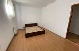 Apartament de 2 camere, 70 mp, decomandat, zona Centru Vechi