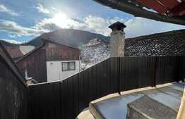 Apartament la casa 96 mp, in Centrul Istoric