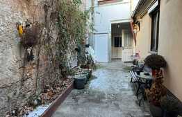 Apartament la casa 96 mp, in Centrul Istoric