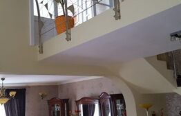 Oportunitate de investitie! Casa individuala cu piscina, 345 mp utili, Turda