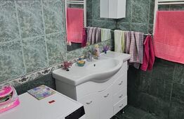 Oportunitate de investitie! Casa individuala cu piscina, 345 mp utili, Turda