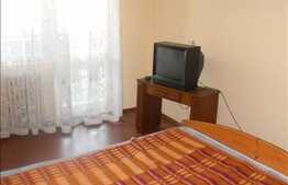 Inchiriere 3 camere, 76 mp, 2 balcoane, panorama frumoasa, zona Calea Manastur!