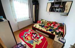 Apartament de 3 camere, 60 mp, zona Tractorul 