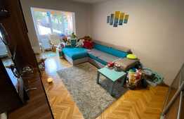 Apartament de 2 camere, 50 mp, decomandat, zona Racadau 