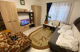 Apartament de 2 camere, 49 mp, decomandat, zona Tractorul 