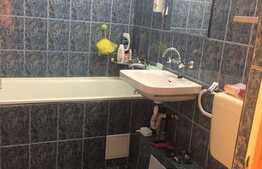 Apartament 2 camere, 55 mp, parcare, 2 balcoane, zona strazii Lunii 