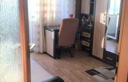 Apartament 2 camere, 55 mp, parcare, 2 balcoane, zona strazii Lunii 