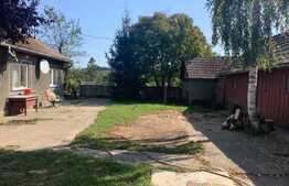 Casa de 86 mp cu teren de 6477 mp, Jucu de Mijloc