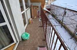 Casa de 284 mp, impartit in 3 apartamente, teren 503 mp, Str. Grivitei Comision 0%!