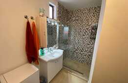 Casa de 284 mp, impartit in 3 apartamente, teren 503 mp, Str. Grivitei Comision 0%!