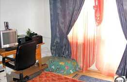 3 camere de vanzare 65 mp utili si boxa la subsolul imobilului