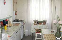 3 camere de vanzare 65 mp utili si boxa la subsolul imobilului