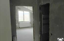 Vanzare mansarda 2 camere, 54 mp plus terasa 20 mp! Loc parcare!