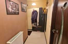 Apartament semidecomandat, loc de parcare, etaj intermediar, zona Kik