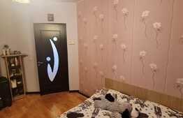 Apartament semidecomandat, loc de parcare, etaj intermediar, zona Kik