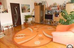 Vanzare 3 camere, 80 mp utili plus 3 balcoane! Zona strazii Stejarului!