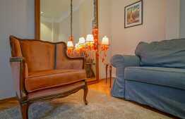 Casa formata din 2 apartamente independente, Centrul Istoric