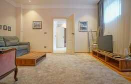 Casa formata din 2 apartamente independente, Centrul Istoric