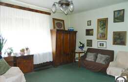 Vanzare apartament in imobil tip casa, 100 mp, loc parcare in curte