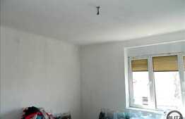 Vanzare apartament in imobil tip casa, 100 mp, loc parcare in curte