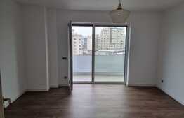 Apartament de 3 camere, 90 mp, 2 parcari, prima inchiriere, zona Iulius