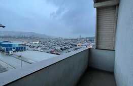 Apartament 3 camere, 78 mp, parcare, pet friendly, zona Vivo