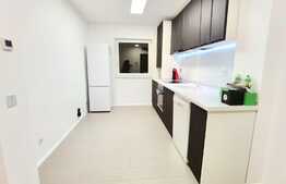 Apartament 3 camere, incalzire in pardoseala, etaj intermediar, zona MOL