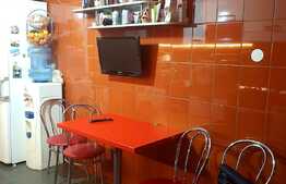 Apartament de 2 camere, decomandat, etaj intermediar, 3 locuri parcare, Făget