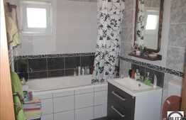 Vanzare apartament cu 2 camere, 56 mp utili in zona Terra! Parcare cu C.F.