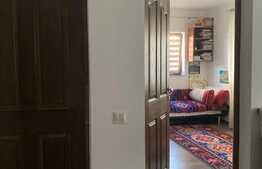Apartament 3 camere semidecomandate, zona Sub Cetate
