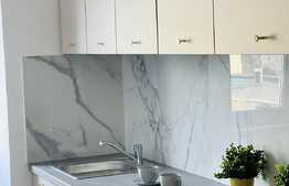 Apartament de 3 camere decomandate, 60 mp, totul nou, zona UMF