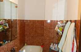 1 camera de vanzare in zona magazinului Unicarm