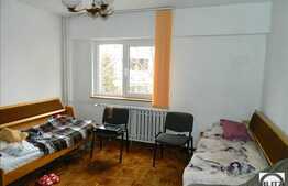 1 camera de vanzare in zona magazinului Unicarm