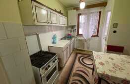 Apartament 3 camere, decomandat, 75 mp, zona strazii Parang