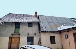 Oportunitate investitie! Casa renovabila, 205 mp teren, in zona Platinia!