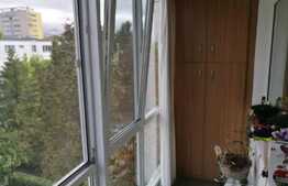 Apartament de3 camere, 65 mp, parcare, centrala, zona Albac