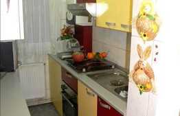 Apartament de vanzare 4 camere zona strazii Mehedinti. Loc de parcare inclus!