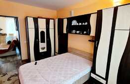 2 camere semidecomandate, 2 balcoane, etaj intermediar, zona Stejarului